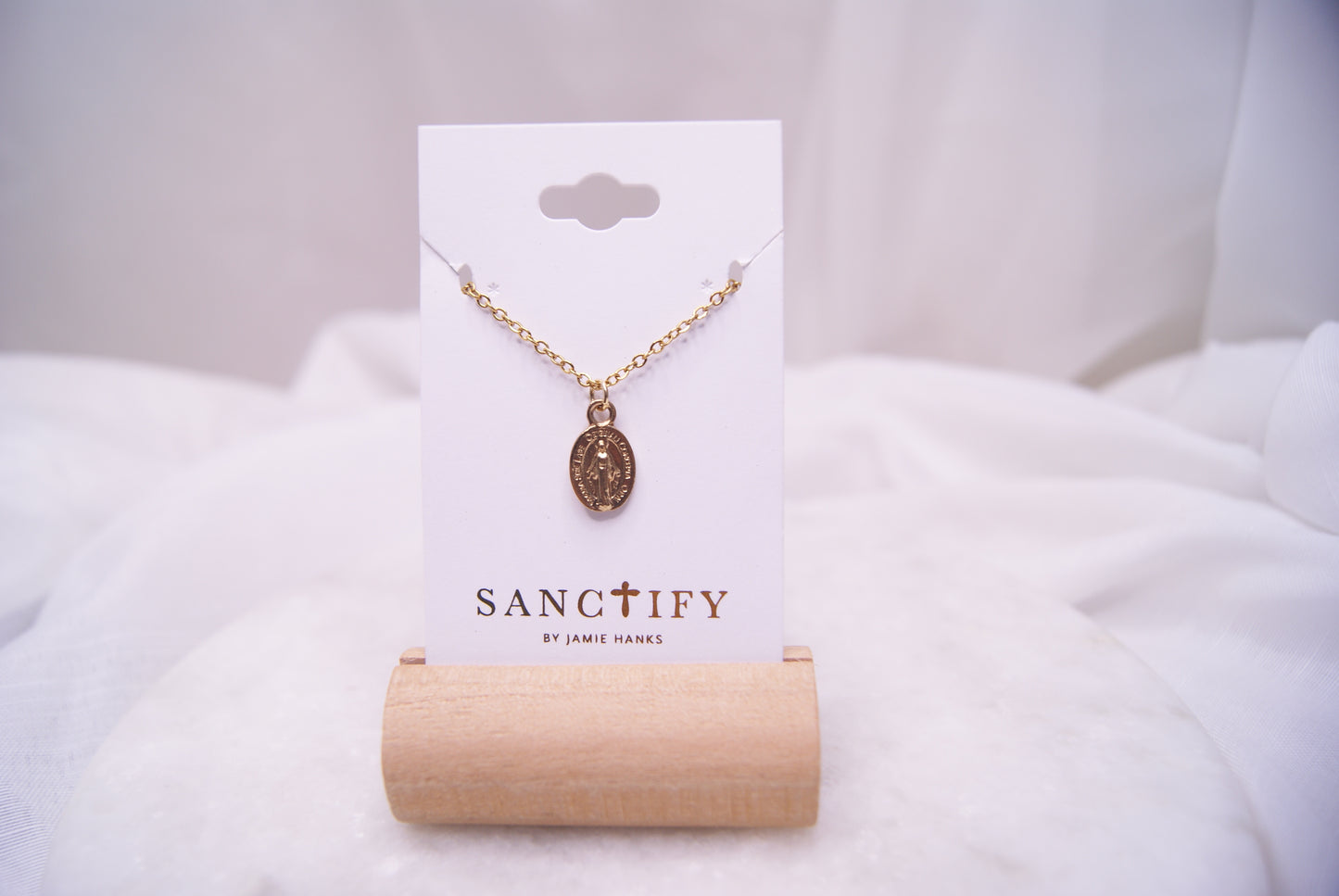 “Itty Bitty” Mary Necklace